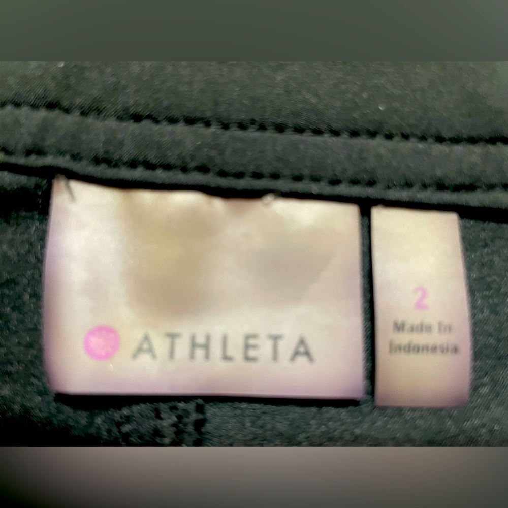NEW condition Athleta Brand Shorts - Picture 5 of 5